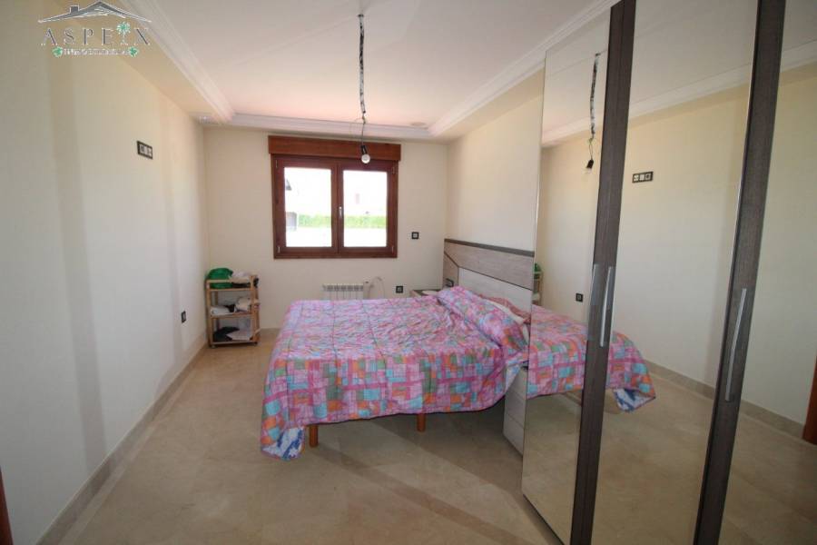 Re-sale - Villa - Aspe