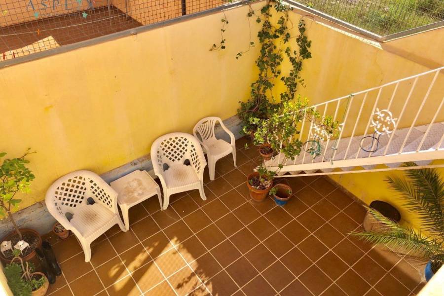 Venta - Bungalow - La Romana - CENTRO