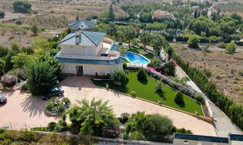 Re-sale - Villa - Hondon De Las Nieves