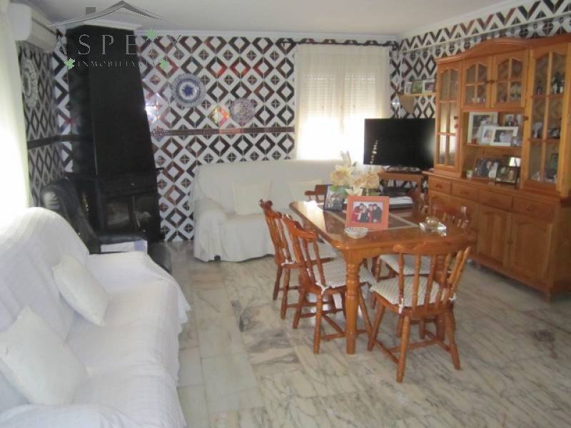 Re-sale - Villa - Elche