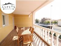 Re-sale - Villa - Elche