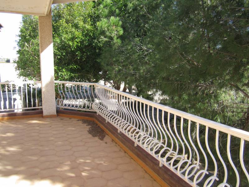 Re-sale - Villa - Elche