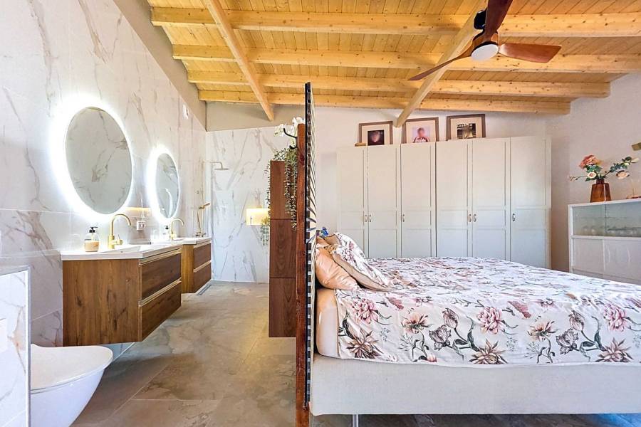 Re-sale - Country house - Hondon De Los Frailes