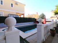 Re-sale - Villa - Elche