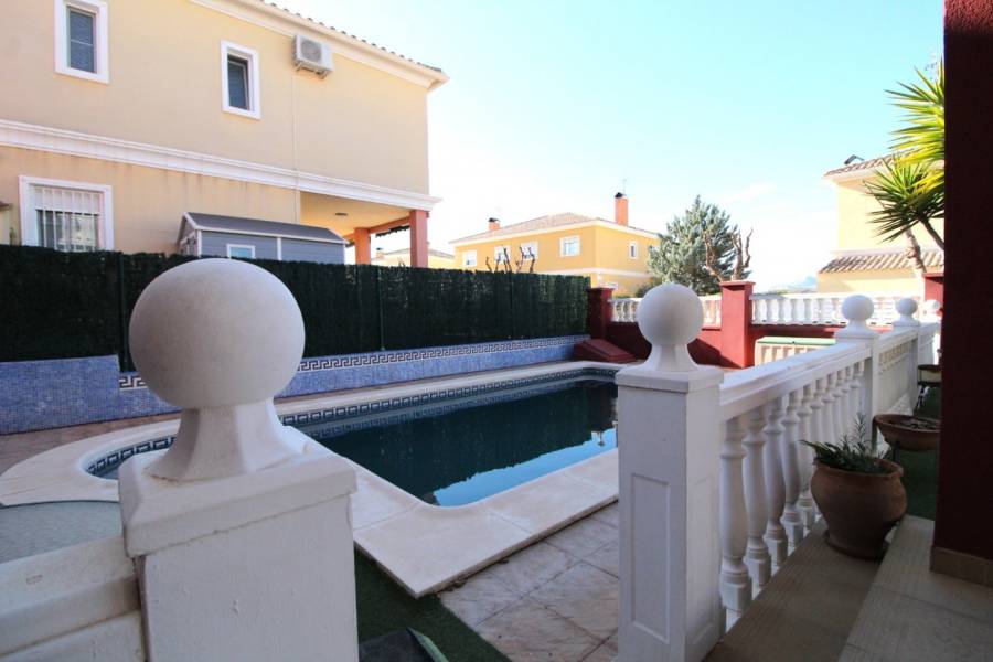 Re-sale - Villa - Elche