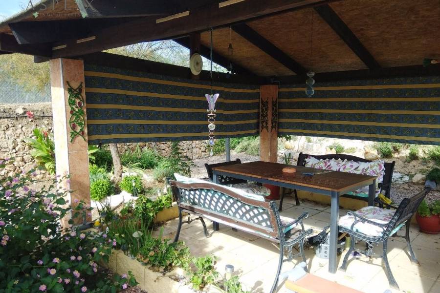 Re-sale - Villa - Hondon De Las Nieves - SIMOLA