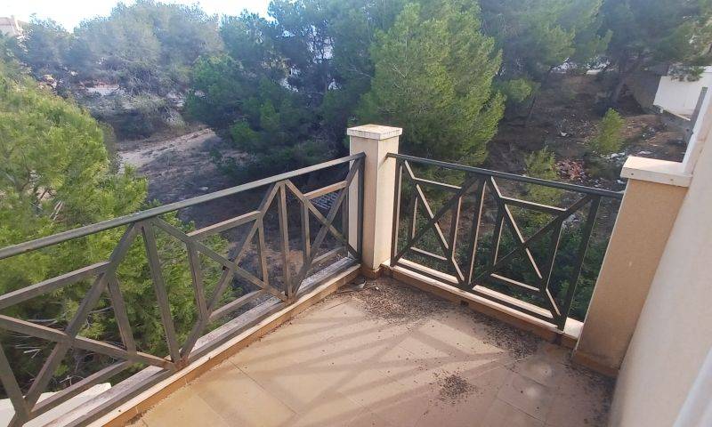 Re-sale - Villa - Orihuela