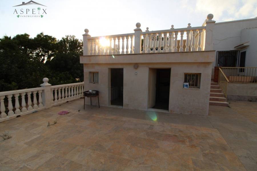 Re-sale - Country house - Monforte Del Cid