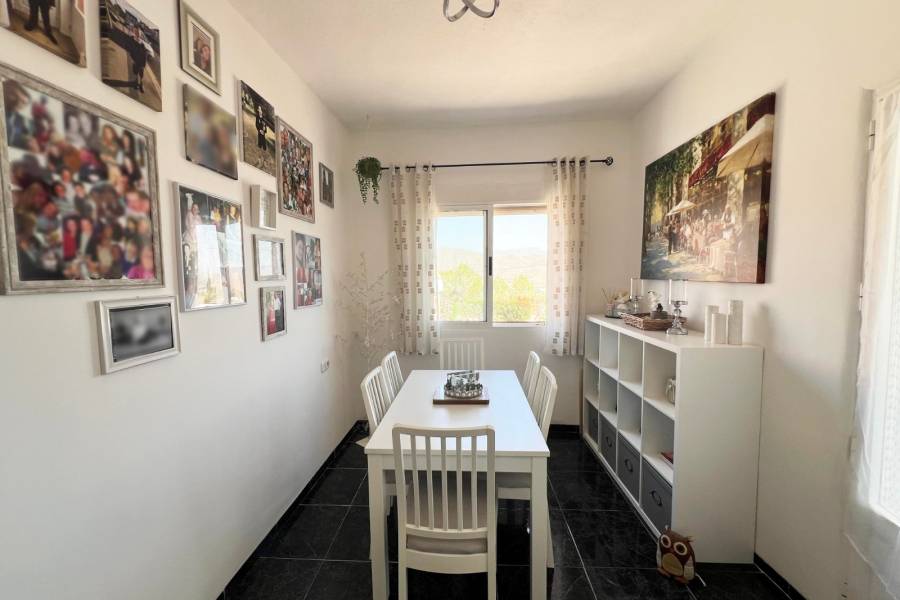 Re-sale - Country house - Hondon De Los Frailes