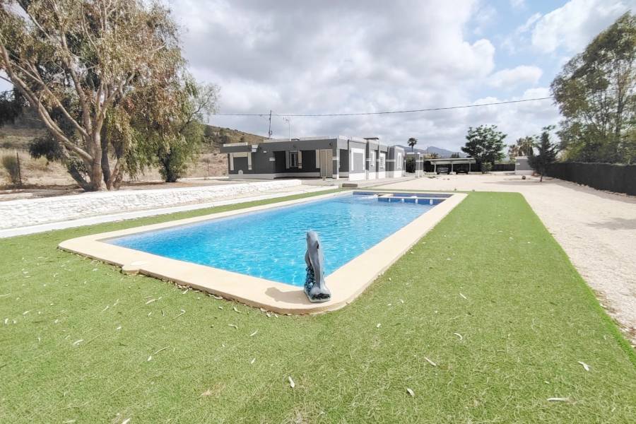 Re-sale - Country house - Hondon De Las Nieves - LOS PILARES