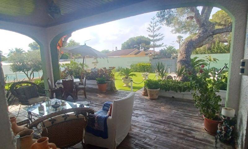 Re-sale - Villa - Orihuela Costa