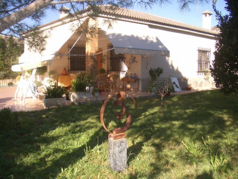 Re-sale - Villa - Elche