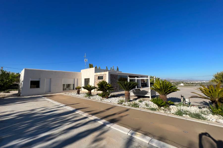 Venta - Casa de campo - Novelda