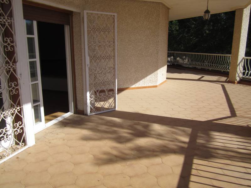 Re-sale - Villa - Elche