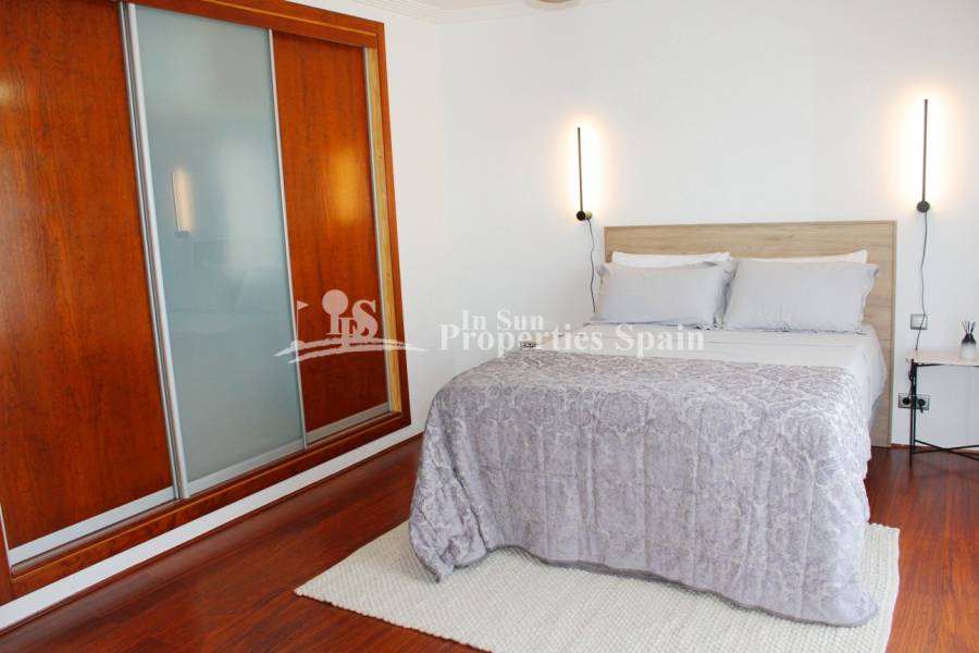 Re-sale - Villa - Cabo Roig