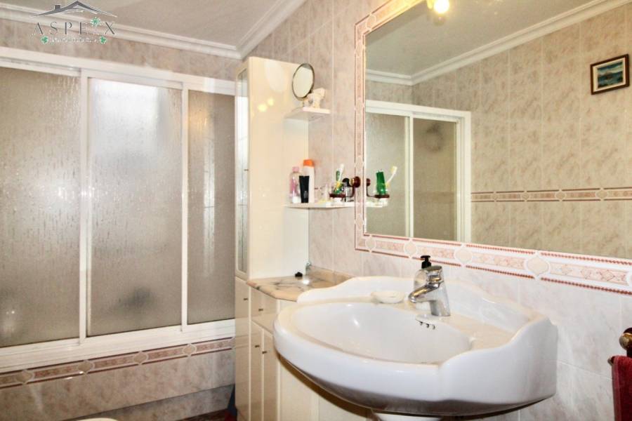 Re-sale - Villa - Monforte Del Cid - CAMINO DEL LLANO