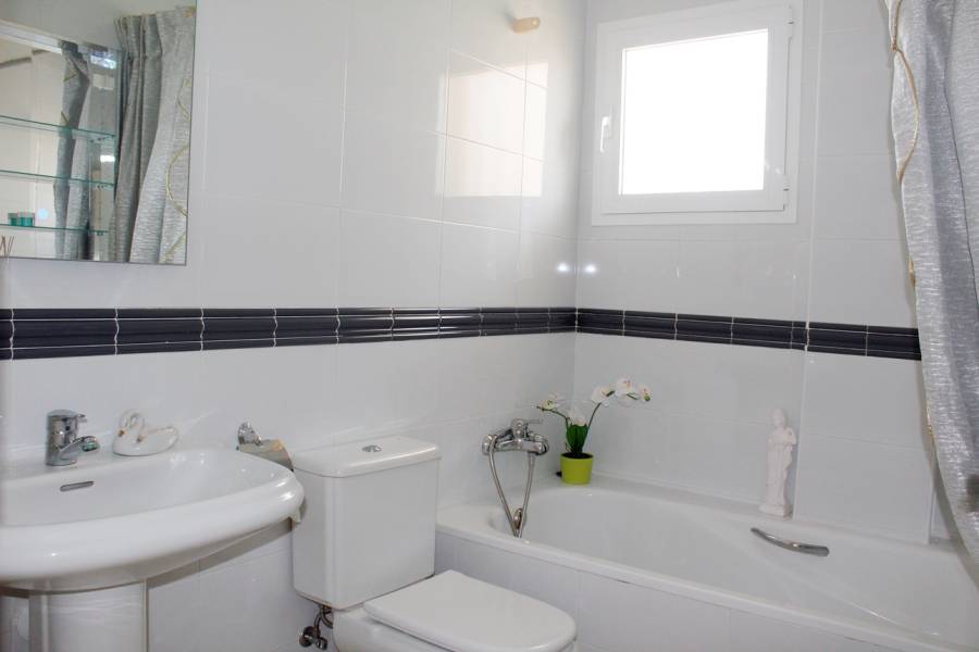 Venta - Chalet - Villamartin - Campoamor golf resort
