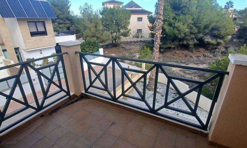 Re-sale - Villa - Orihuela