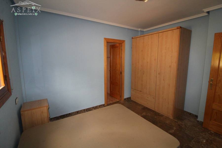 Re-sale - Country house - Monforte Del Cid