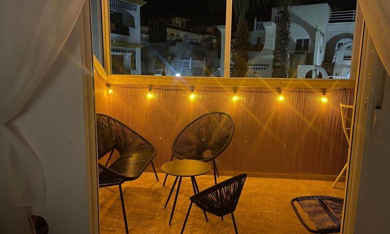 Re-sale - Apartment - Torrevieja - La Mata