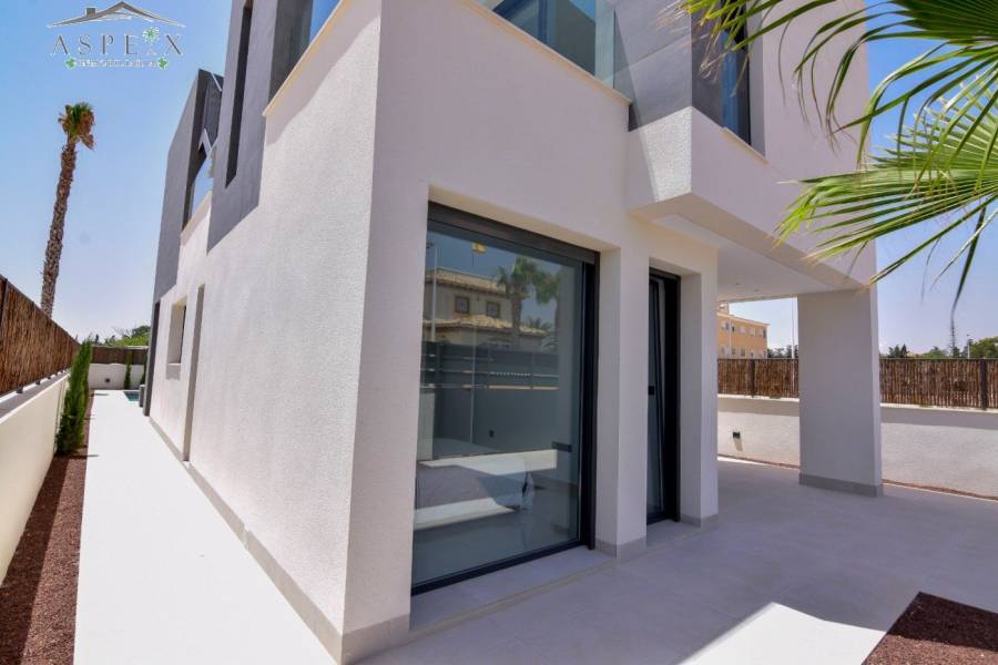 Re-sale - Villa - La Marina - El pinet