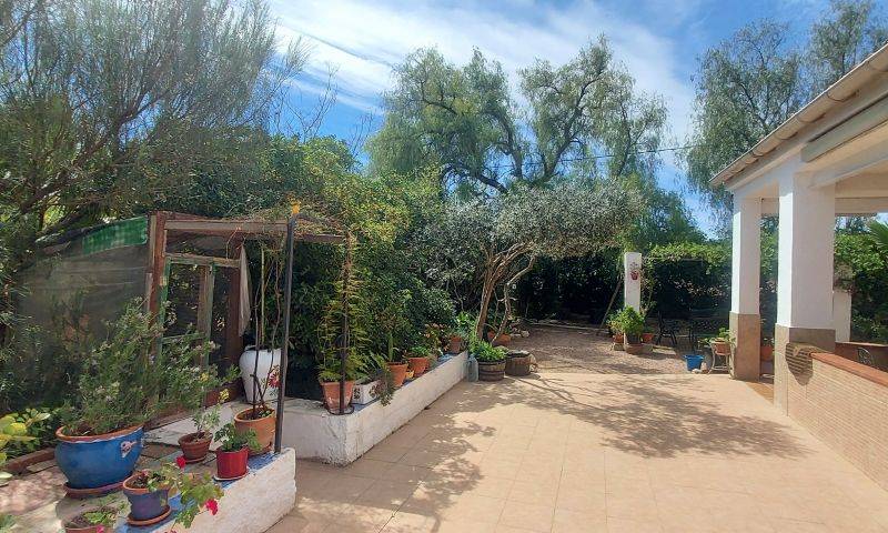 Re-sale - Country house - Hondon De Las Nieves