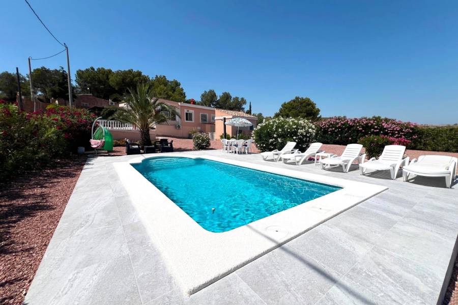 Re-sale - Country house - Hondon De Los Frailes