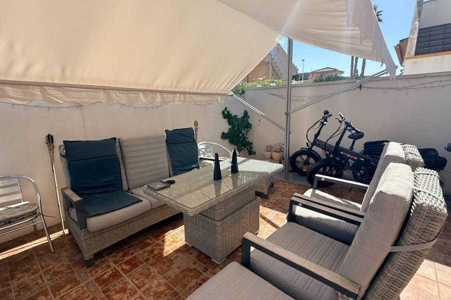 Venta - Chalet - Hondon De Las Nieves - La Montañosa