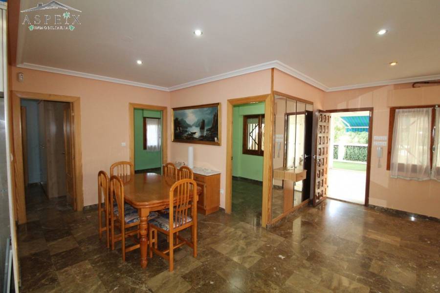 Re-sale - Country house - Monforte Del Cid