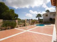 Re-sale - Villa - 