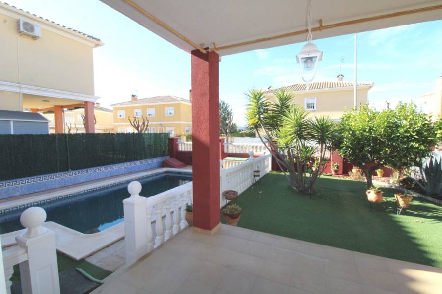 Re-sale - Villa - Elche