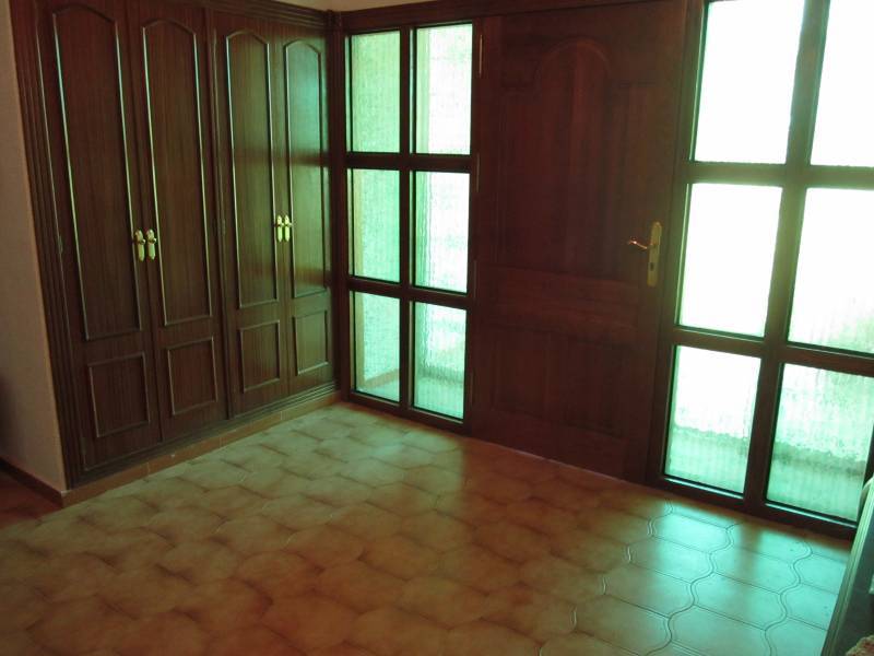 Re-sale - Villa - Elche