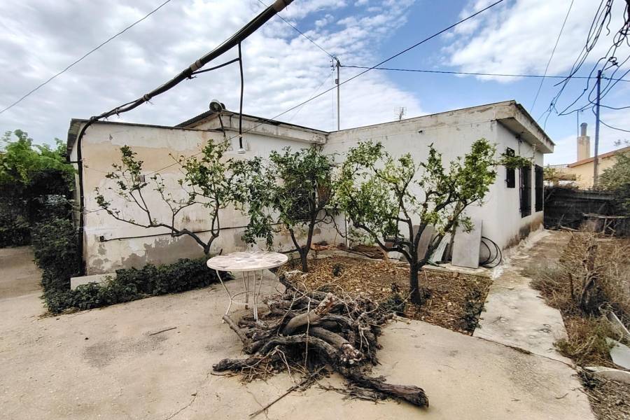Re-sale - Country house - Novelda