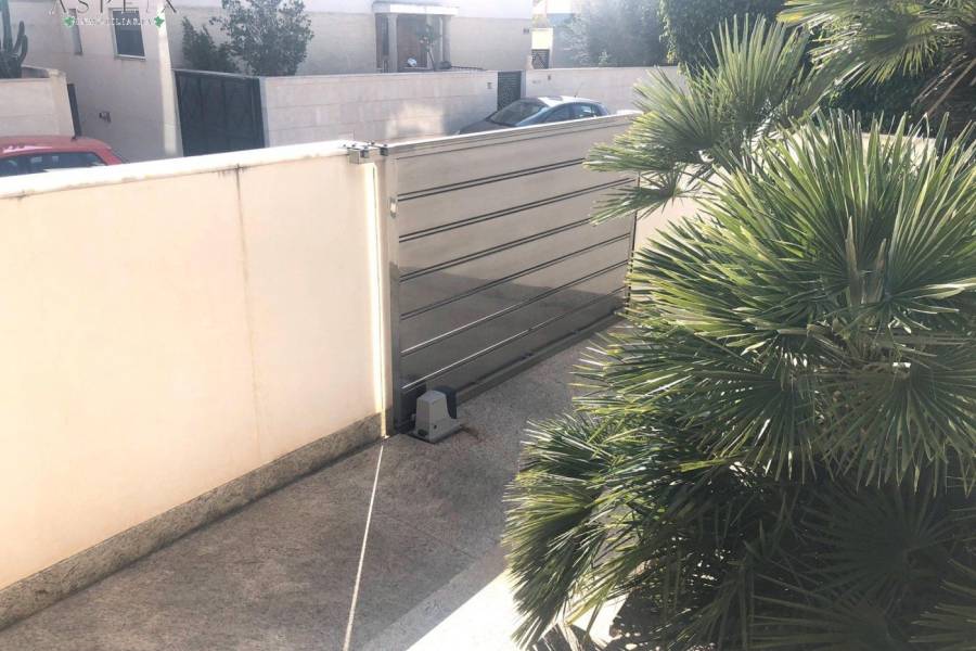 Re-sale - Villa - San Juan Alicante - Nacional 322