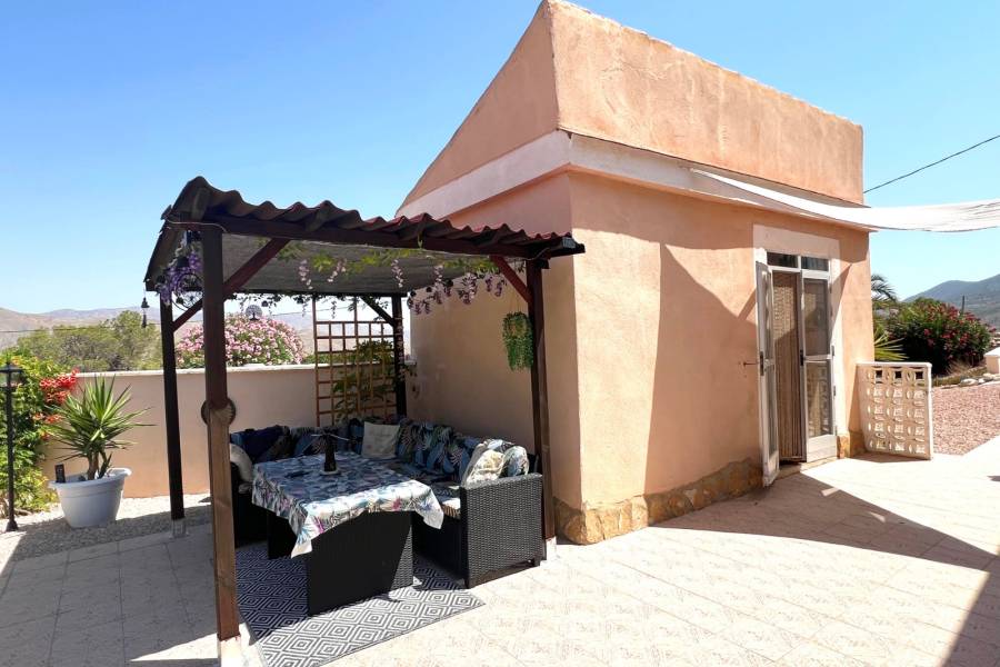 Re-sale - Country house - Hondon De Los Frailes