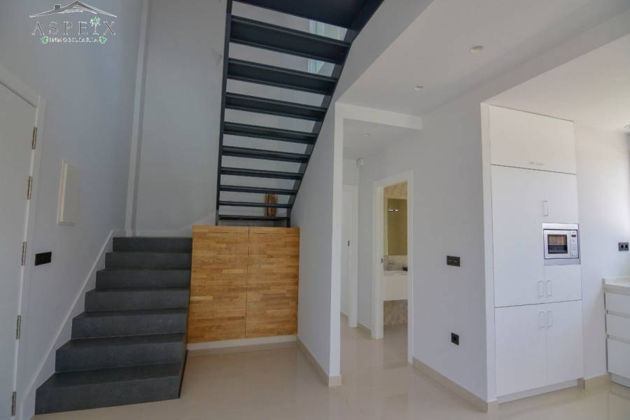 Re-sale - Villa - La Marina - El pinet