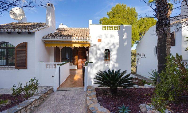 Re-sale - Semi Detached - Villamartin