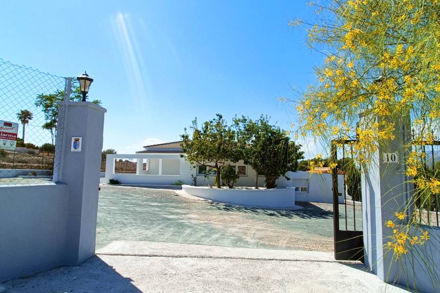 Re-sale - Country house - Hondon De Los Frailes