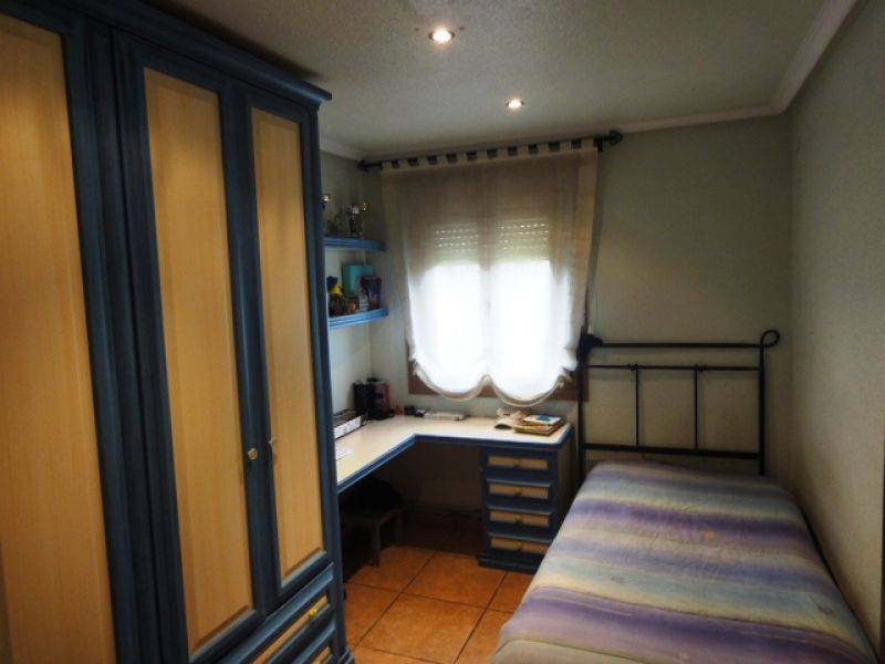 Re-sale - Country house - Monovar