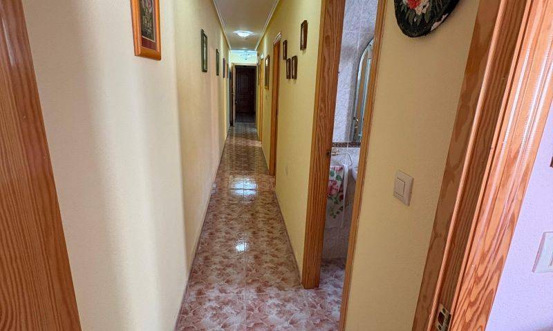 Re-sale - Apartment - Torrevieja