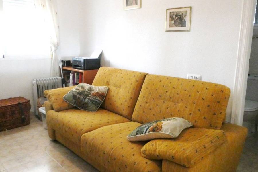 Re-sale - Villa - Villamartin