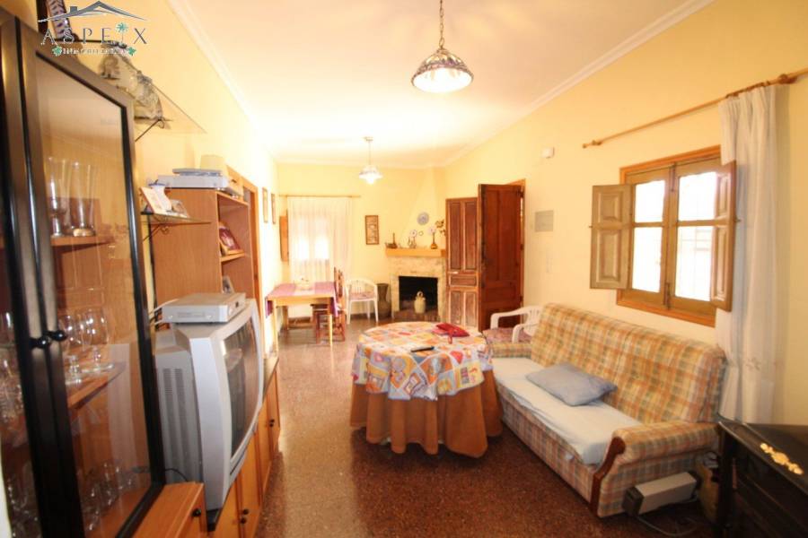 Re-sale - Villa - Monforte Del Cid - PILETAS