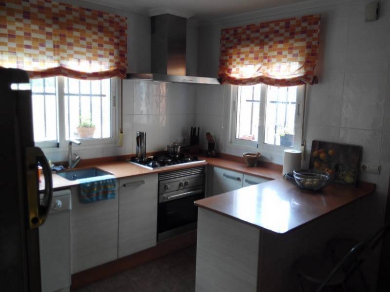 Re-sale - Country house - Alicante
