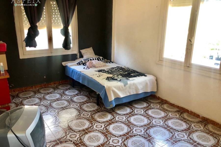 Re-sale - Villa - La Romana - ALCANÁ