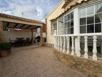 Re-sale - Villa - Playa Flamenca - Alicante