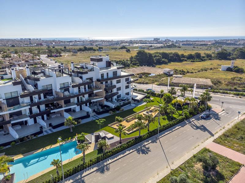 Re-sale - Apartment - Villamartin