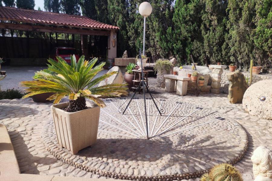 Re-sale - Country house - Novelda - CAMPET