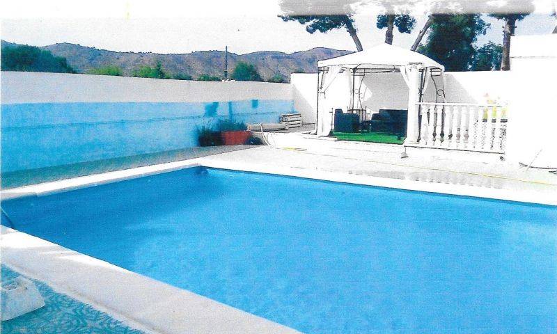 Re-sale - Country house - Hondon De Las Nieves