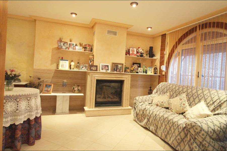 Venta - Casa de campo - Algueña