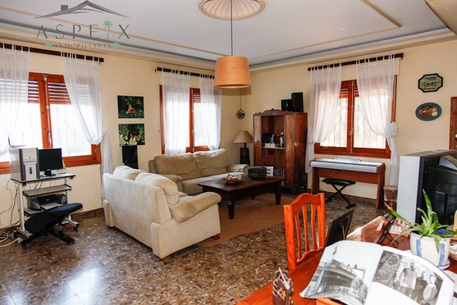 Venta - Chalet - Elche  - BUENOS AIRES